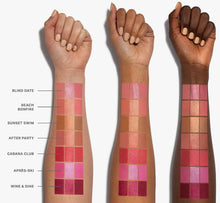 Cargar imagen en el visor de la galería, “Beach bonfire” Cheek Thrills Multi-Finish Face Trio Morphe
