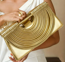 Cargar imagen en el visor de la galería, PREVENTA “Paris dorada” Bag it
