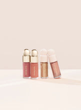 Cargar imagen en el visor de la galería, PREVENTA- “Blush &amp; Glow 4-Piece Mini Set” Rare beauty
