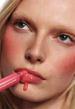 Cargar imagen en el visor de la galería, “Guava Spritz” peptide lip tint Rhode
